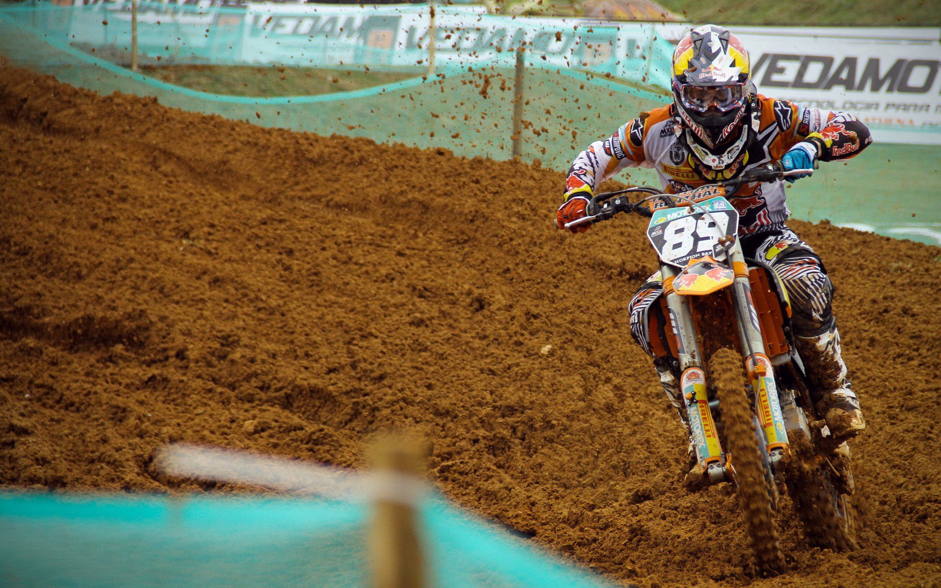 穆勒爆发！波兰决胜局绝杀伊拉克，诠释足球唯一性魅力