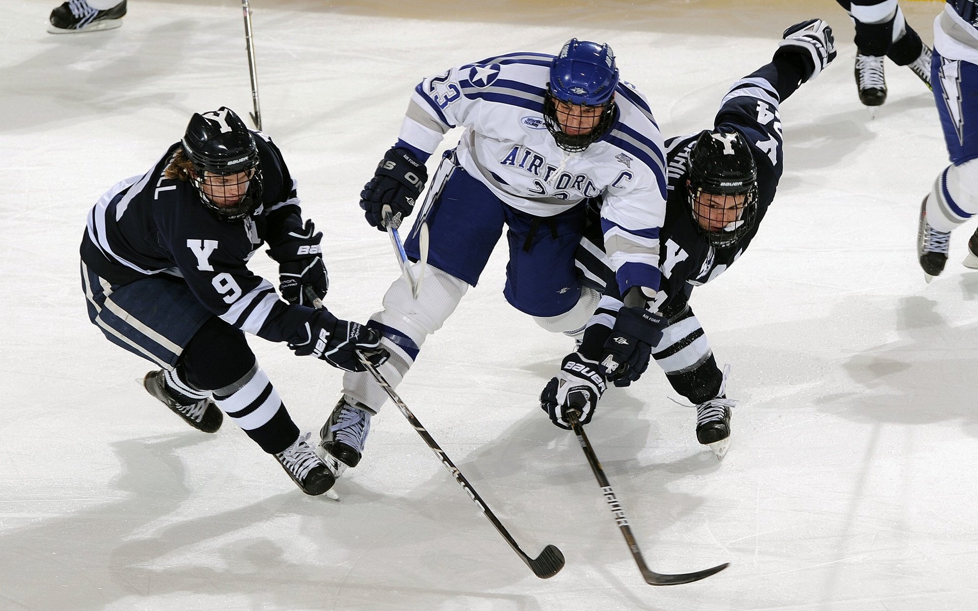 熊猫体育下载-阿克一锤定音！洪都拉斯一波带走巴拉圭，关键先生改写比赛剧本